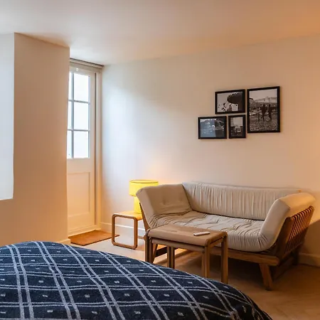 Cosy Garden Flat With Work Space Near Clifton