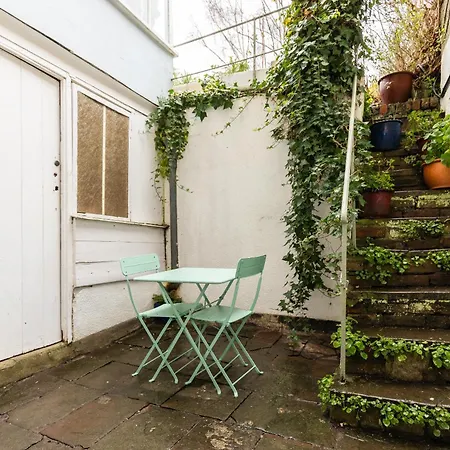Cosy Garden Flat With Work Space Near Clifton Apartamento Bristol